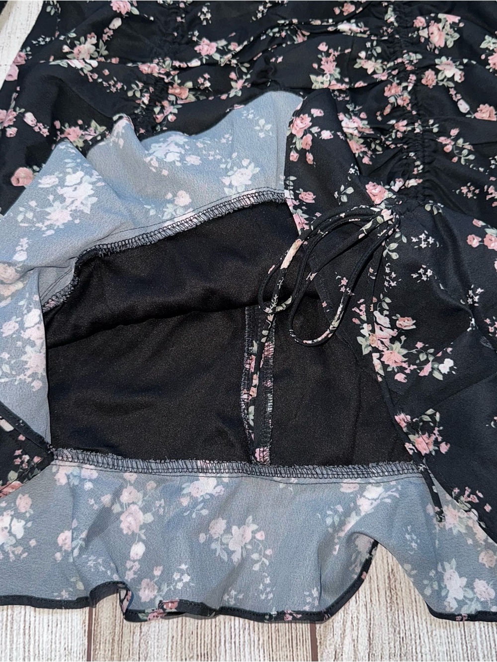 Floral Ruched Dress - Picture 6 of 11